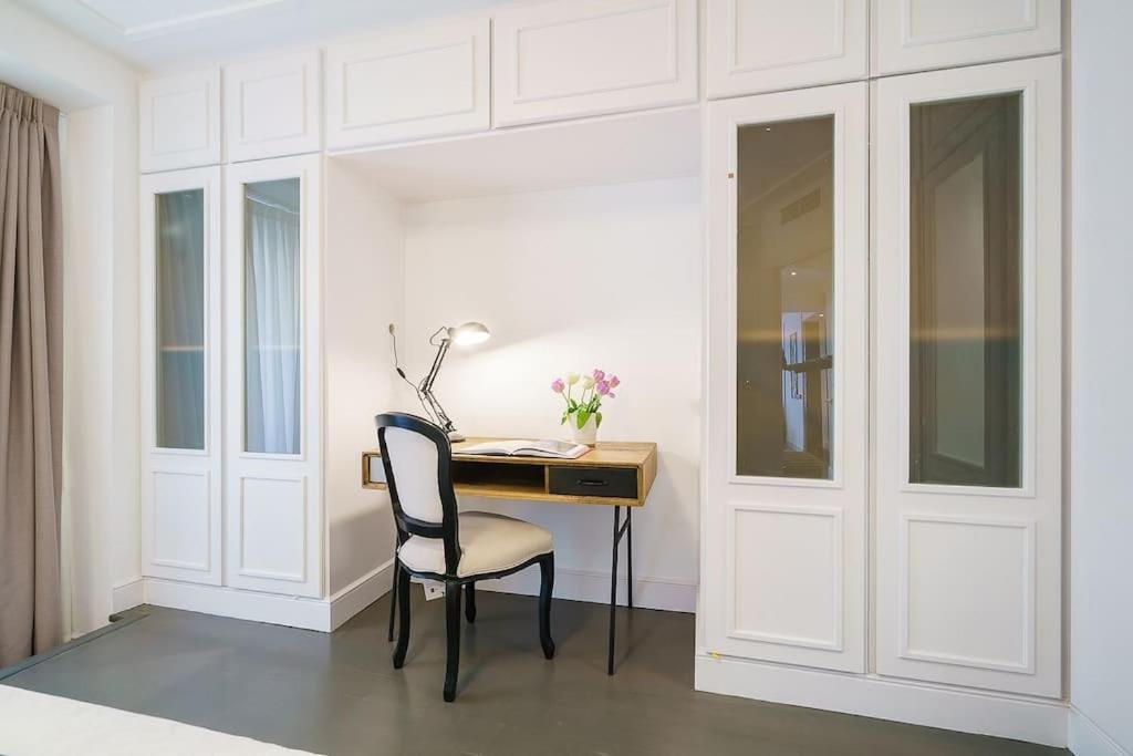 Amazing Flat 5 Balconies In Chueca - Gran Via Apartman Madrid Kültér fotó