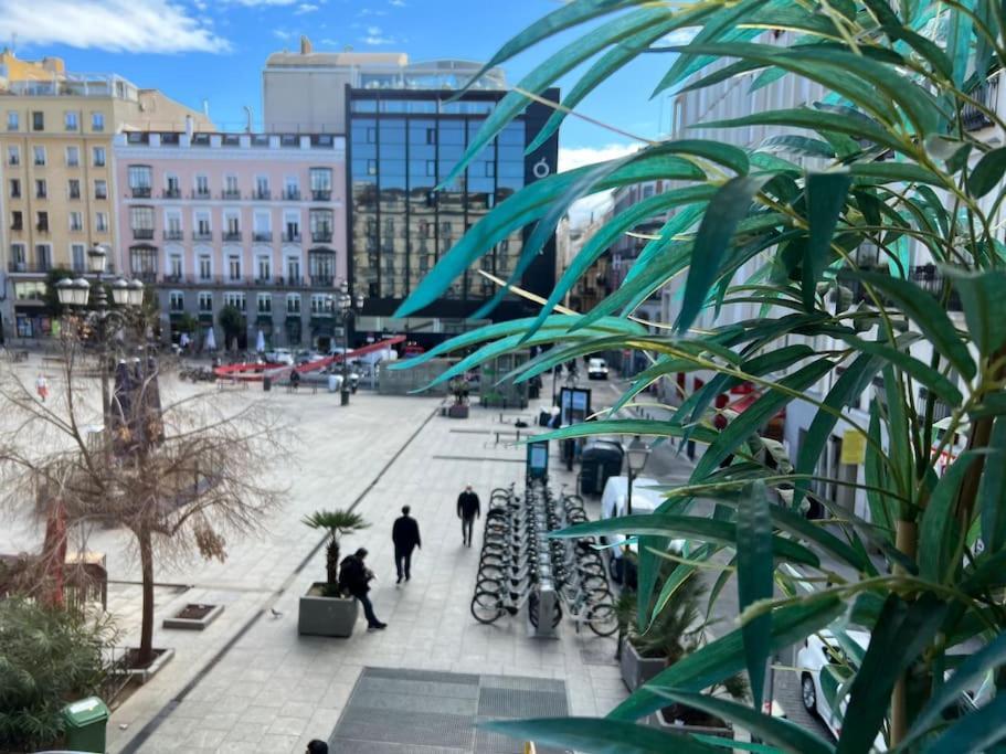 Amazing Flat 5 Balconies In Chueca - Gran Via Apartman Madrid Kültér fotó
