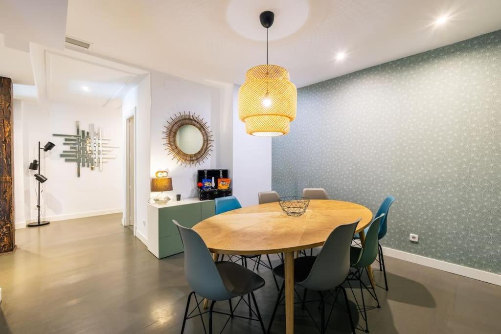 Amazing Flat 5 Balconies In Chueca - Gran Via Apartman Madrid Kültér fotó